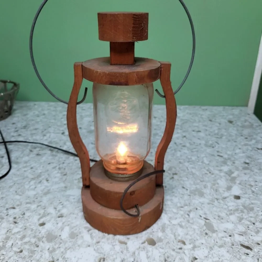 Rustic Mason Jar Lamp 15.5 Inches Tall